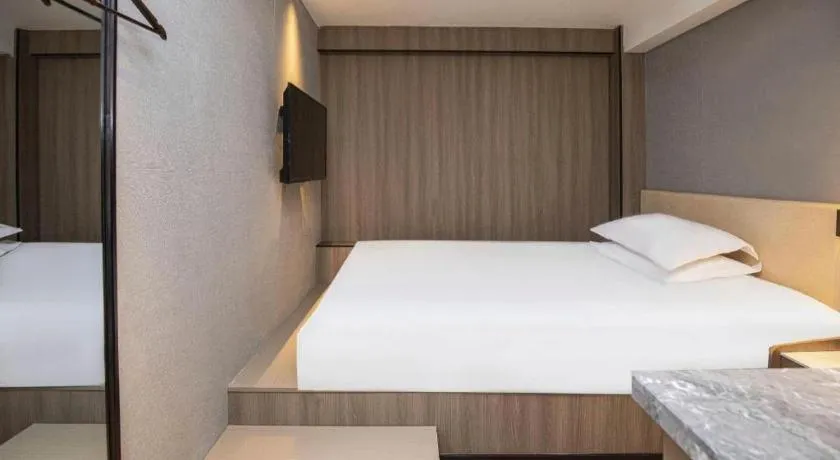 Bed in Starway Hotel(Shuiximen Street,Nanjing)