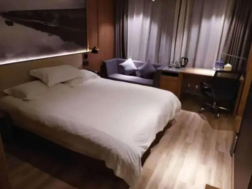 Bed in Starway Hotel(Shuiximen Street,Nanjing)