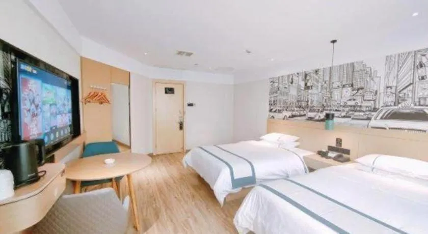 Bed in City Comfort Inn Changsha Huangxing Avenue Airport Longhua Metro Station