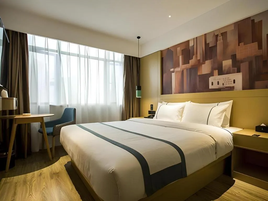 Bed in City Comfort Inn Changsha Huangxing Avenue Airport Longhua Metro Station