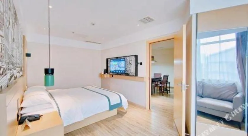 Bed in City Comfort Inn Changsha Huangxing Avenue Airport Longhua Metro Station