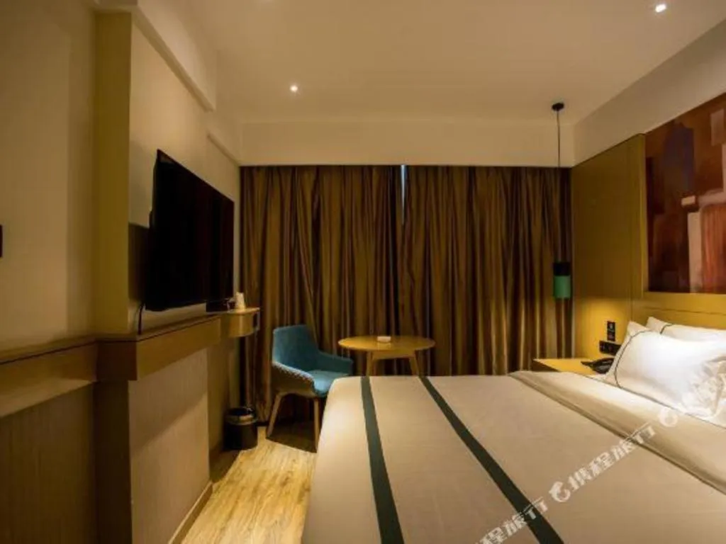Bed in City Comfort Inn Changsha Huangxing Avenue Airport Longhua Metro Station