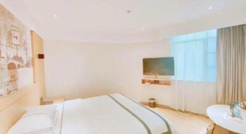 Bed in City Comfort Inn Changsha Huangxing Avenue Airport Longhua Metro Station