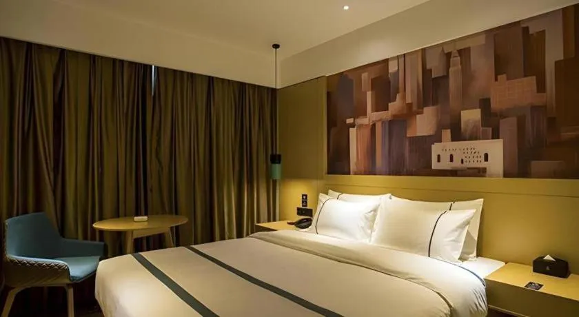 Bed in City Comfort Inn Changsha Huangxing Avenue Airport Longhua Metro Station