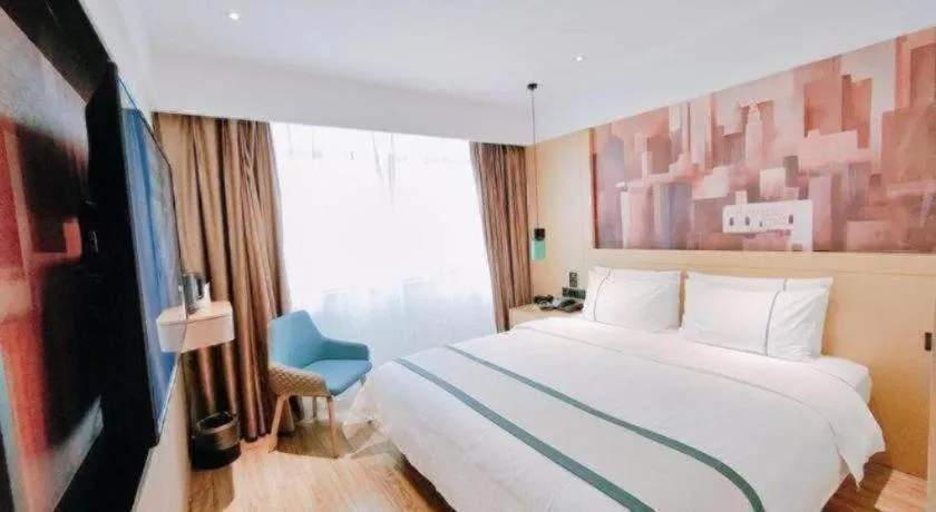 Bed in City Comfort Inn Changsha Huangxing Avenue Airport Longhua Metro Station