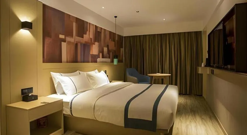 Bed in City Comfort Inn Changsha Huangxing Avenue Airport Longhua Metro Station