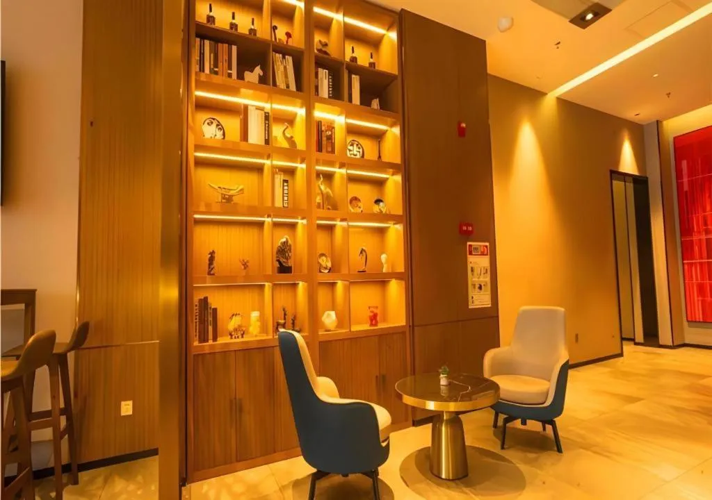 Borrman Hotel Zhanjiang Wuchuan Jinsha Plaza