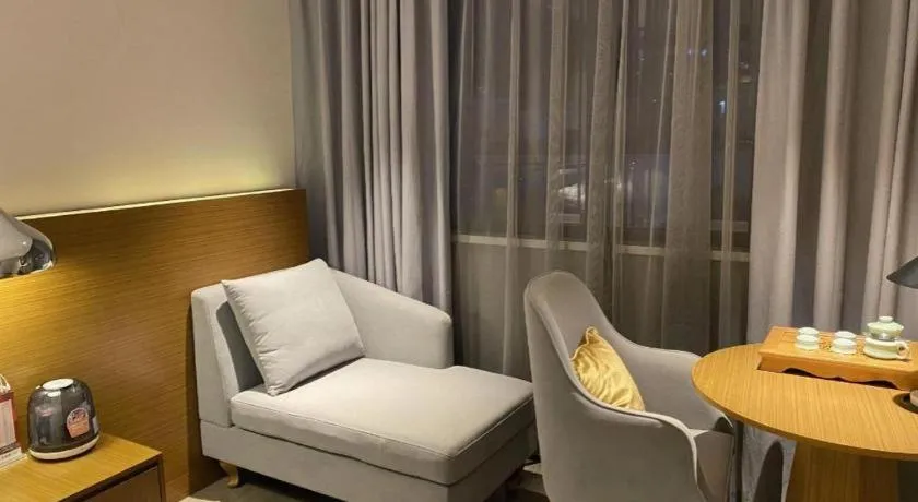 Borrman Hotel Zhanjiang Wuchuan Jinsha Plaza