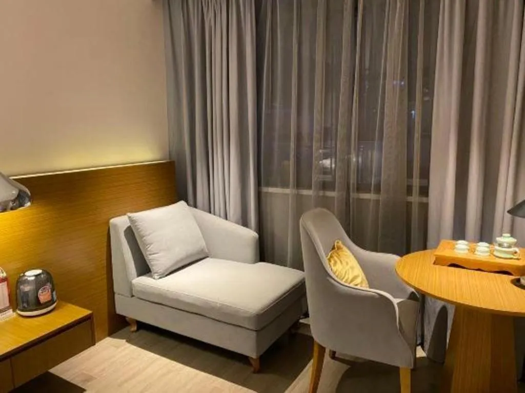 Borrman Hotel Zhanjiang Wuchuan Jinsha Plaza