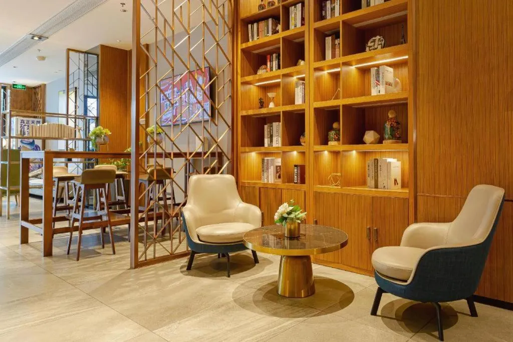 Borrman Hotel Zhanjiang Wuchuan Jinsha Plaza