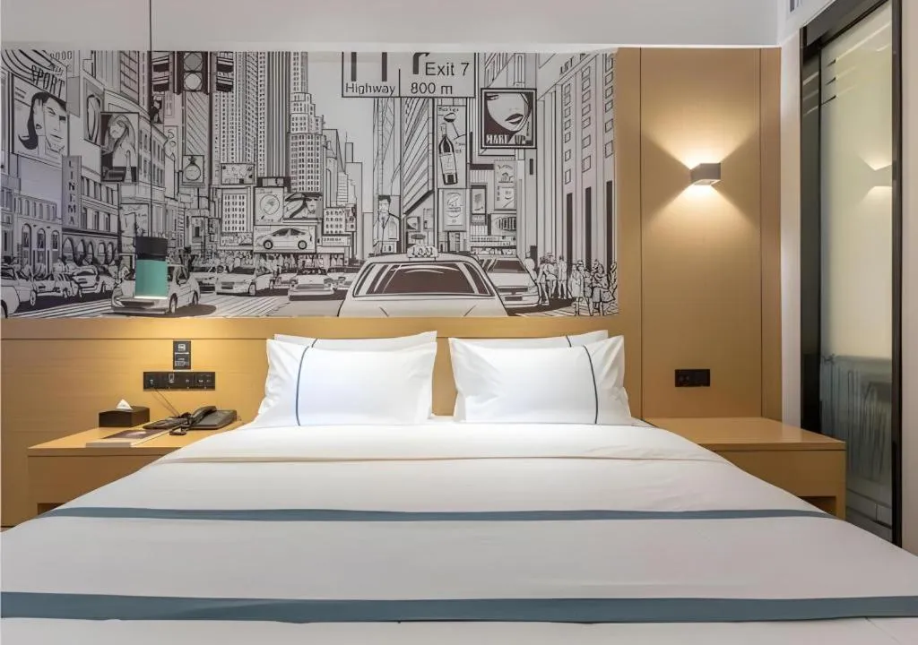 Bed in City Comfort Inn Xingtai Wanda