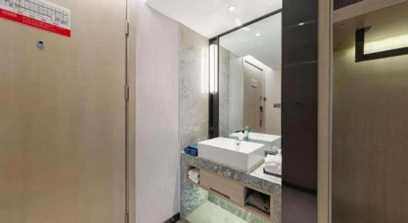 Echarm Hotel Wuhan Huangpi Xiangyang Avenue