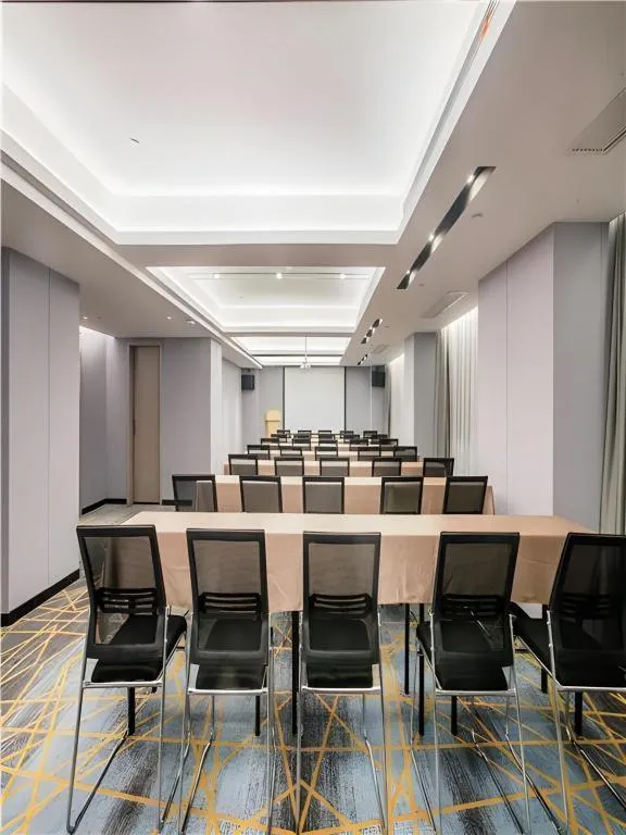 Echarm Hotel Wuhan Huangpi Xiangyang Avenue