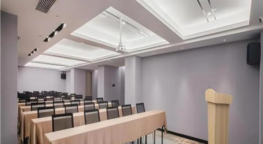 Echarm Hotel Wuhan Huangpi Xiangyang Avenue