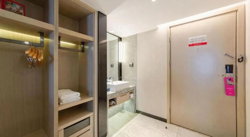 Echarm Hotel Wuhan Huangpi Xiangyang Avenue