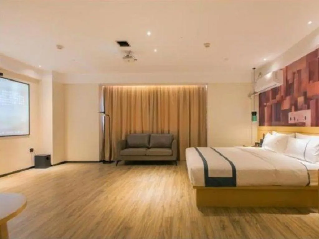 Bed in City Comfort Inn Wuhan Tianhe Airport Outlets