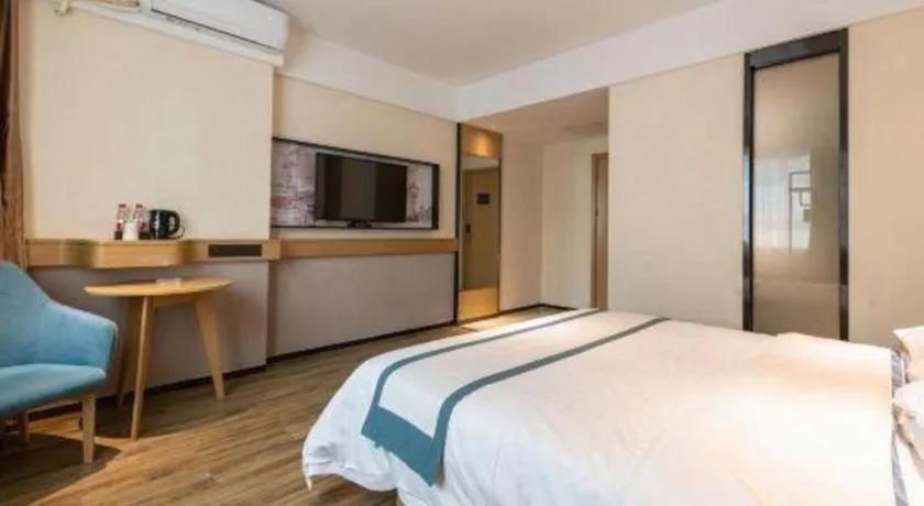 Bed in City Comfort Inn Dongguan Liaobu Jingtai Jiarong Shopping Plaza
