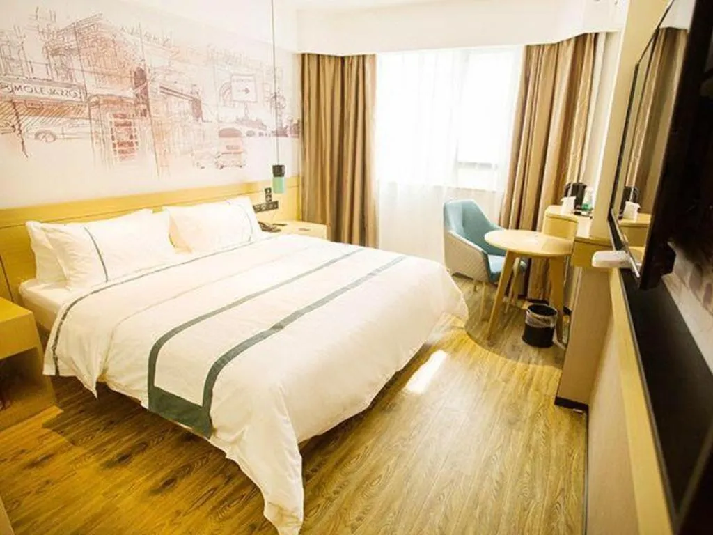 Bed in City Comfort Inn Dongguan Liaobu Jingtai Jiarong Shopping Plaza