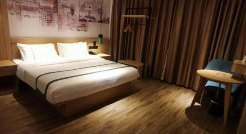 Bed in City Comfort Inn Dongguan Liaobu Jingtai Jiarong Shopping Plaza