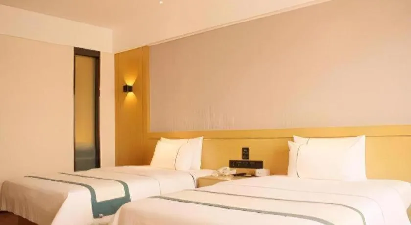 Bed in City Comfort Inn Chengdu Dongjiao Memory
