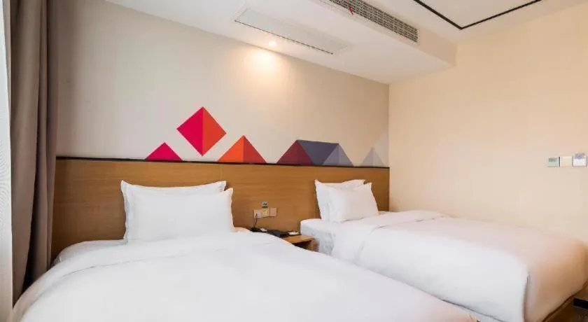 Bed in Borrman Hotel Huaian Suning Plaza Huaihai West Road