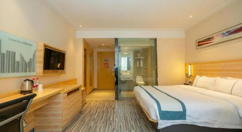 Bed in City Comfort Inn Wuhan Qingshan Jianshi Qingyiju Metro Station