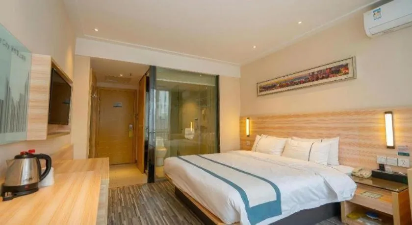 Bed in City Comfort Inn Wuhan Qingshan Jianshi Qingyiju Metro Station