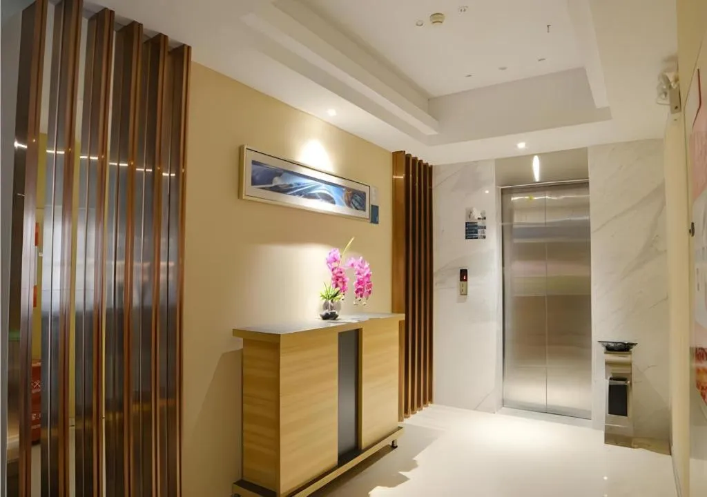 City Comfort Inn Wuhan Qingshan Jianshi Qingyiju Metro Station