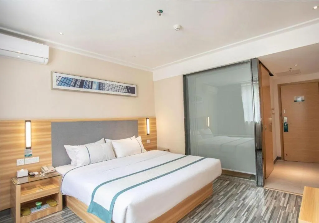 Bed in City Comfort Inn Hengyang Shigu Shuyuan