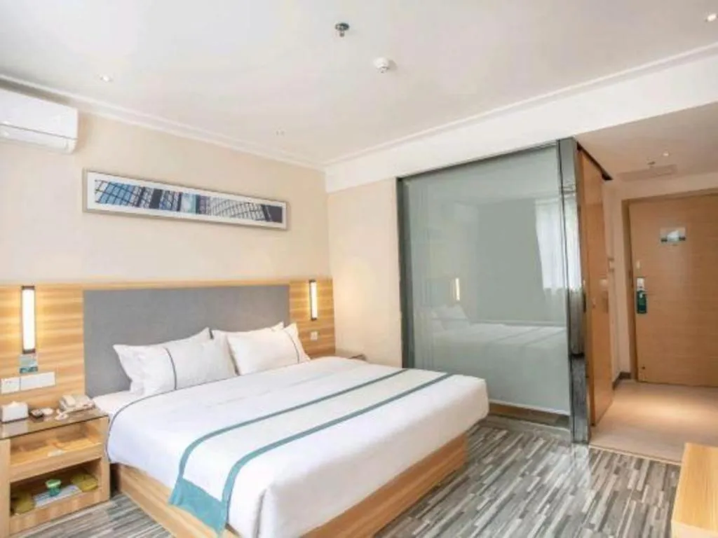 Bed in City Comfort Inn Hengyang Shigu Shuyuan