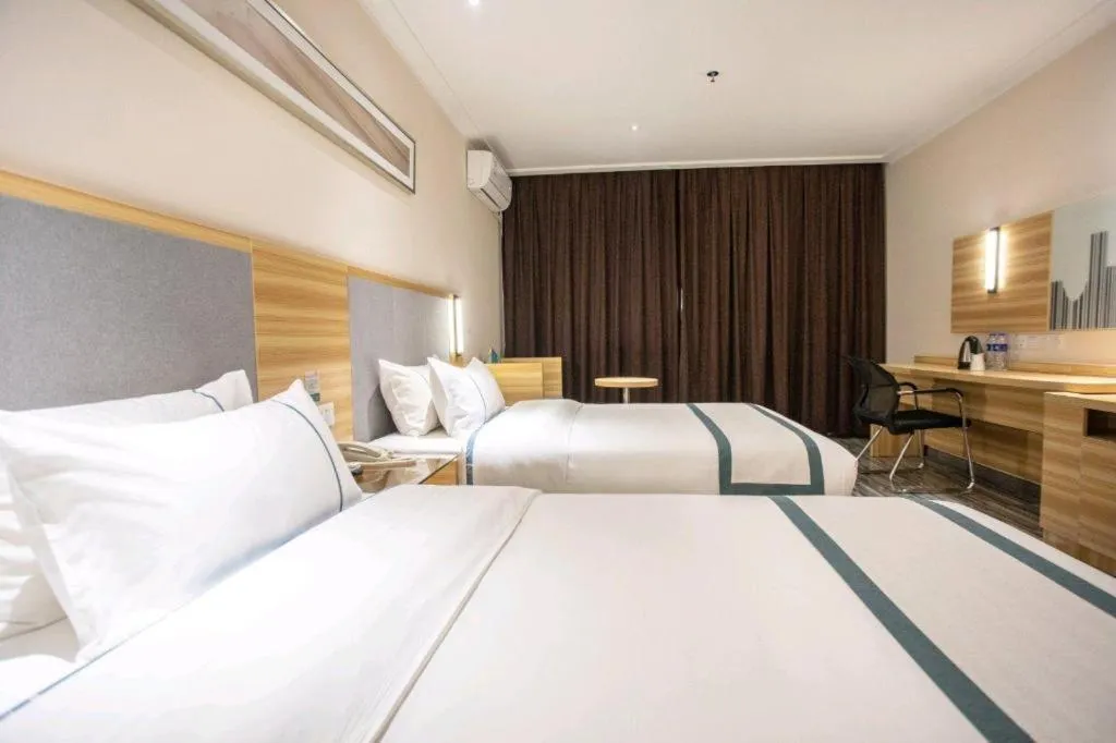 Bed in City Comfort Inn Hengyang Shigu Shuyuan