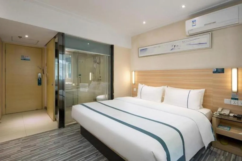 Bed in City Comfort Inn Hengyang Shigu Shuyuan