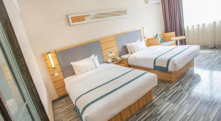 Bed in City Comfort Inn Hengyang Shigu Shuyuan