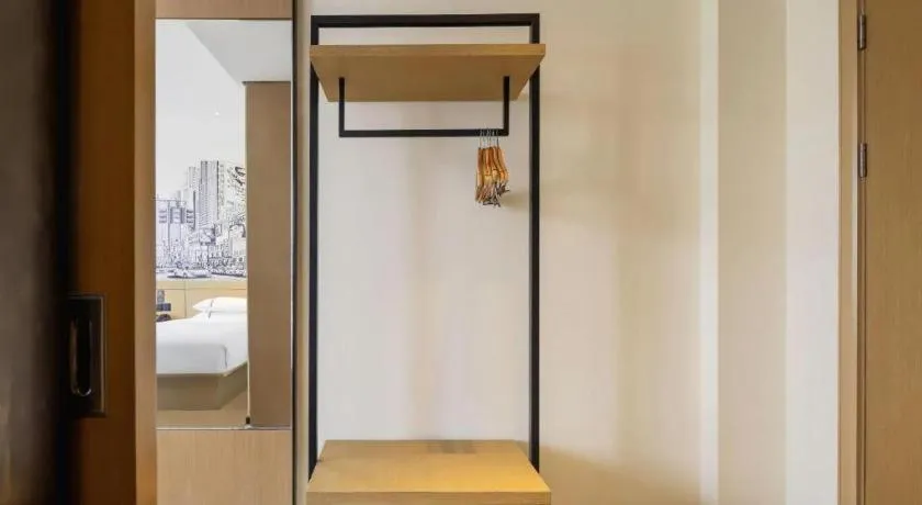 Bed in City Comfort Inn Zhuhai Doumen Daxin Xinduhui Pedestrian Street