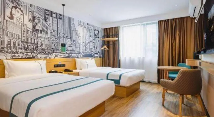 Bed in City Comfort Inn Zhuhai Doumen Daxin Xinduhui Pedestrian Street