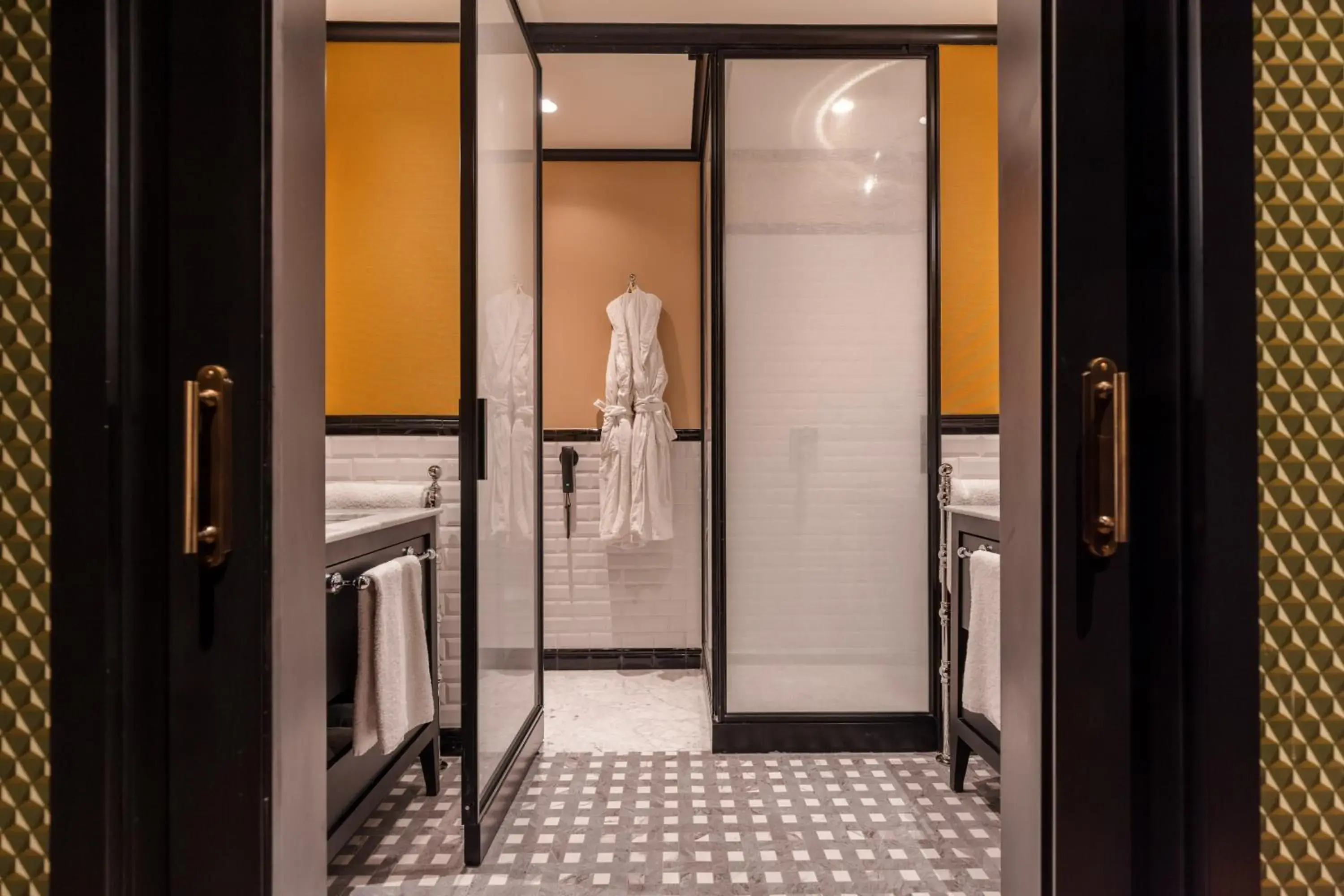 Double Room with Balcony in Valverde Lisboa Hotel & Garden - Relais & Chateaux Double Room with Balcony in Valverde Lisboa Hotel & Garden - Relais & Chateaux