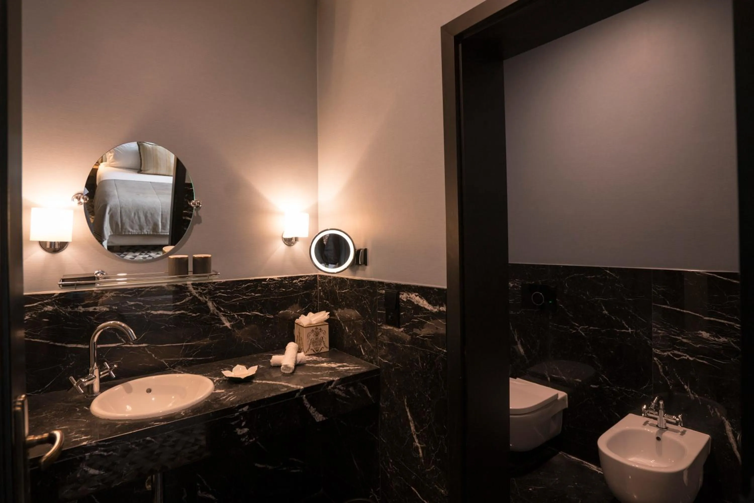 Bathroom in Valverde Lisboa Hotel & Garden - Relais & Chateaux