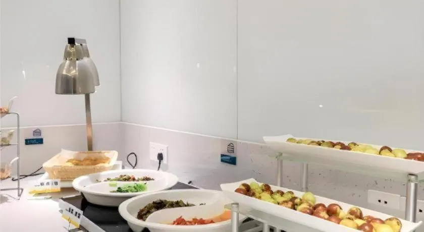 City Comfort Inn Chengdu Giant Panda Base