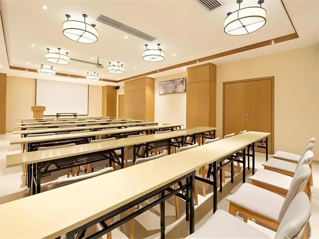 City Comfort Inn Haikou Xiuying District Wanda Plaza