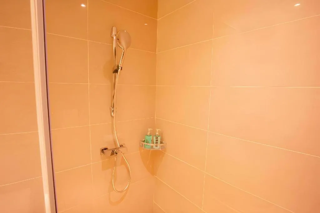 City Comfort Inn Honghu Shopping Park Bao'an Plaza