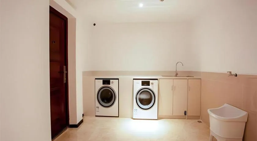 City Comfort Inn Honghu Shopping Park Bao'an Plaza