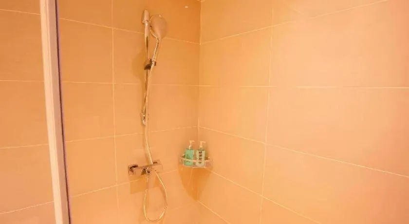 City Comfort Inn Honghu Shopping Park Bao'an Plaza