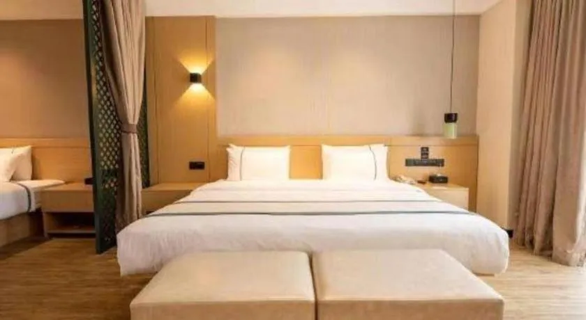 Bed in City Comfort Inn Kunming Xinluojiu Bay Guangju Road