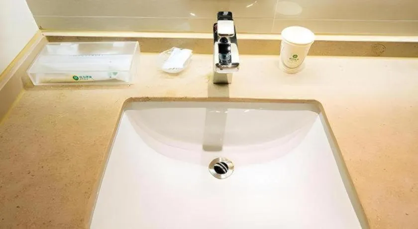 City Comfort Inn Kunming Xinluojiu Bay Guangju Road