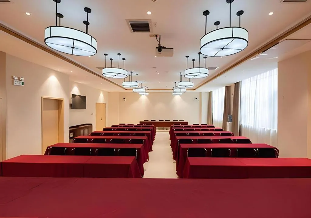 City Comfort Inn Kunming Xinluojiu Bay Guangju Road