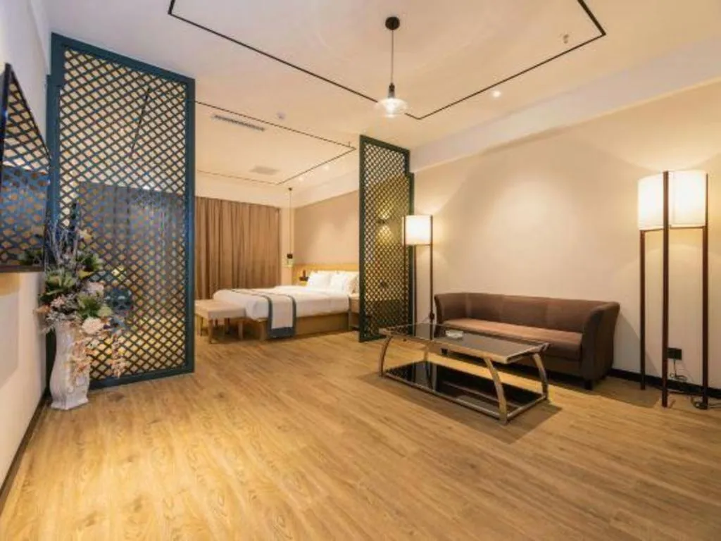 Bed in City Comfort Inn Kunming Xinluojiu Bay Guangju Road