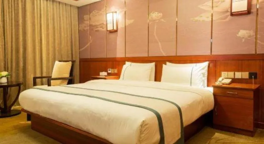 Bed in City Comfort Inn Kunming Xinluojiu Bay Guangju Road