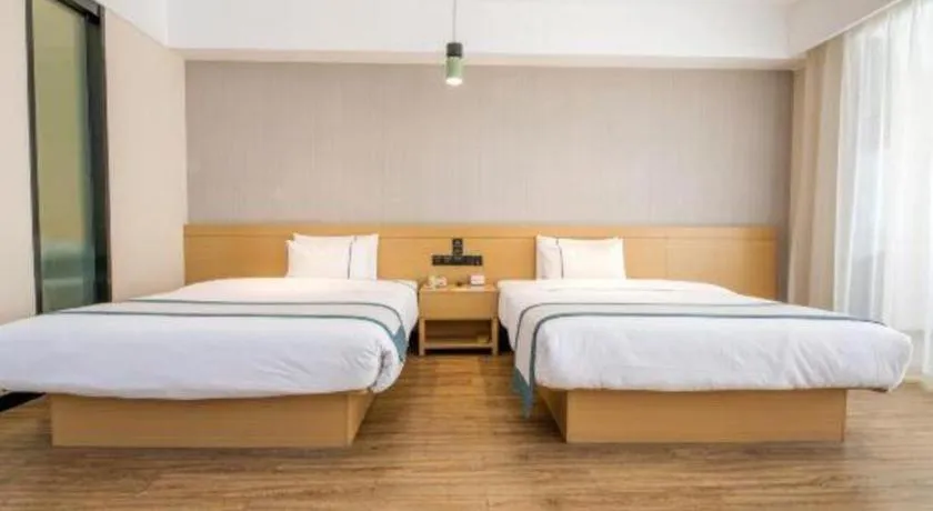 Bed in City Comfort Inn Kunming Xinluojiu Bay Guangju Road