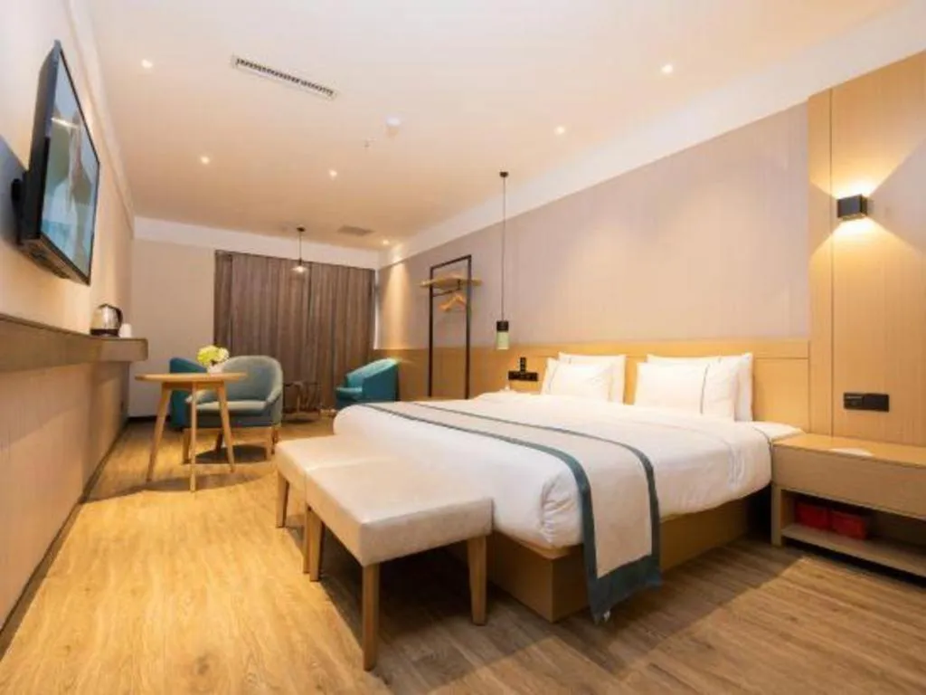 Bed in City Comfort Inn Kunming Xinluojiu Bay Guangju Road