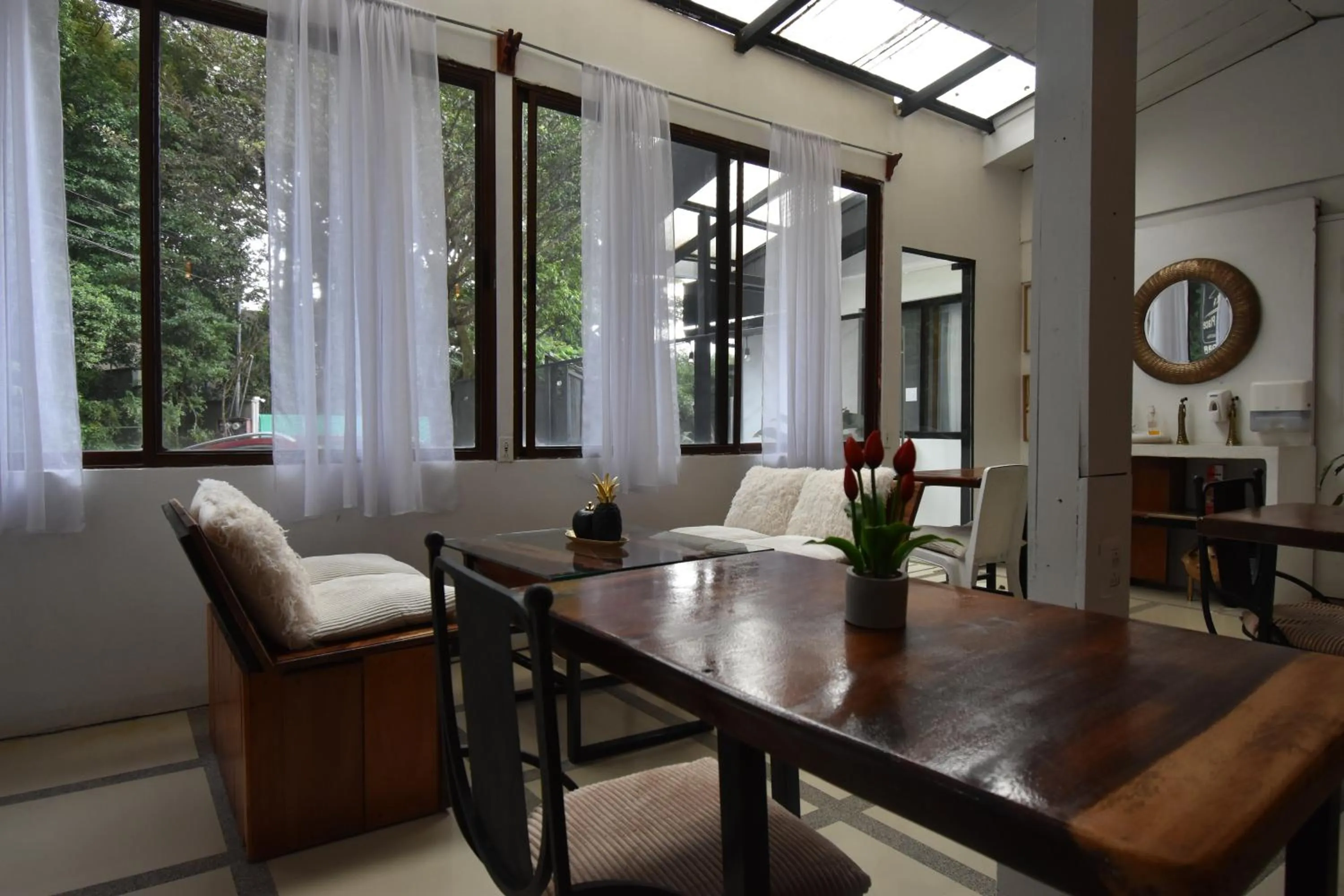 Breakfast in Freddy`s Place B&B